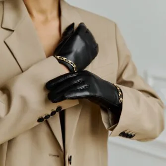 guantes negros para mujer con cadena de oro